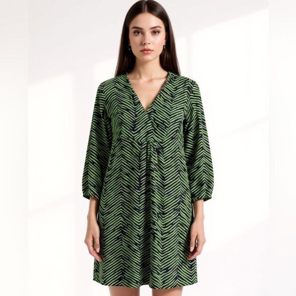 Buckhead Bettie's Boutique Shift Dress Green and Navy. Size Small. - Picture 1 of 6